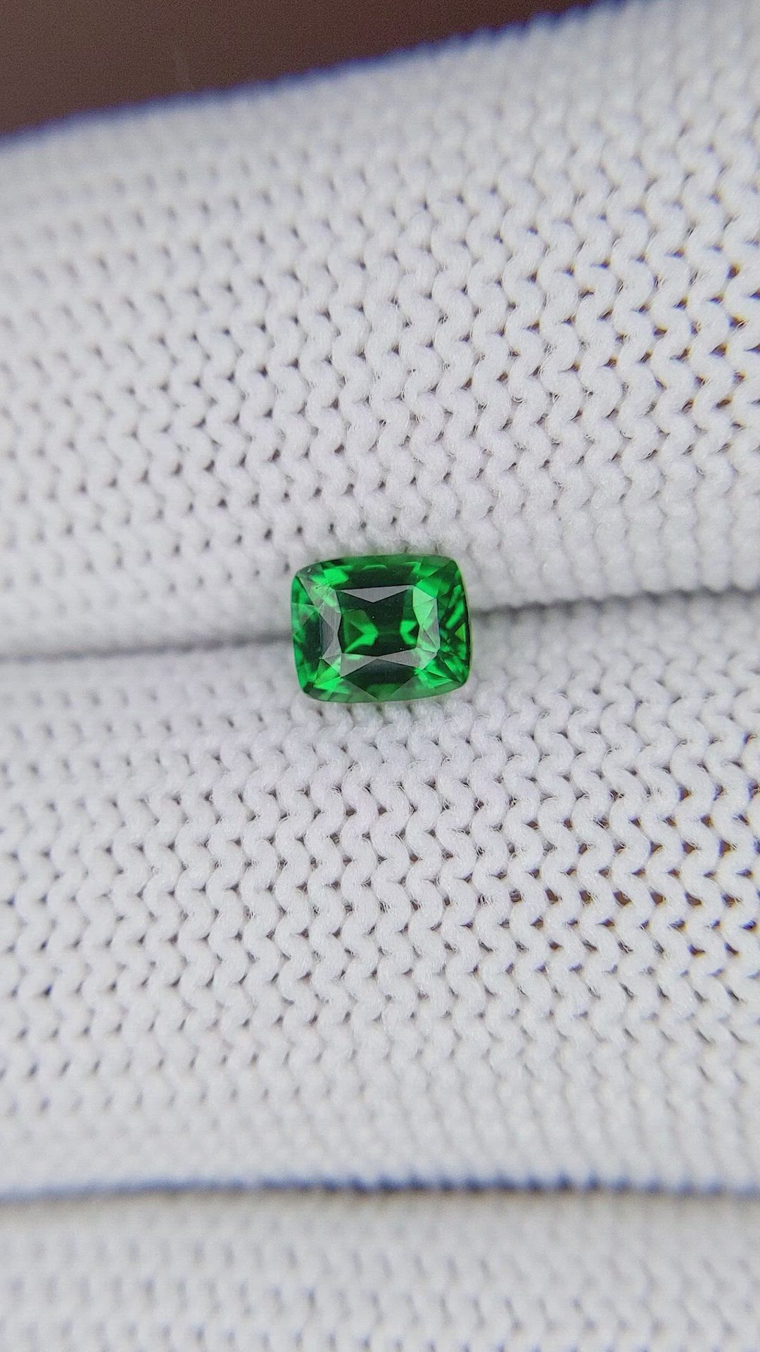 0.70 Ct. Tsavorite Garnet from Tanzania Size Video