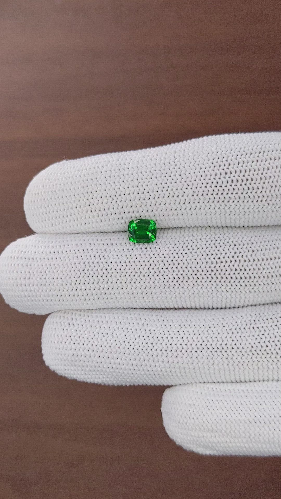 0.75 Ct. Tsavorite Garnet from Tanzania Size Video