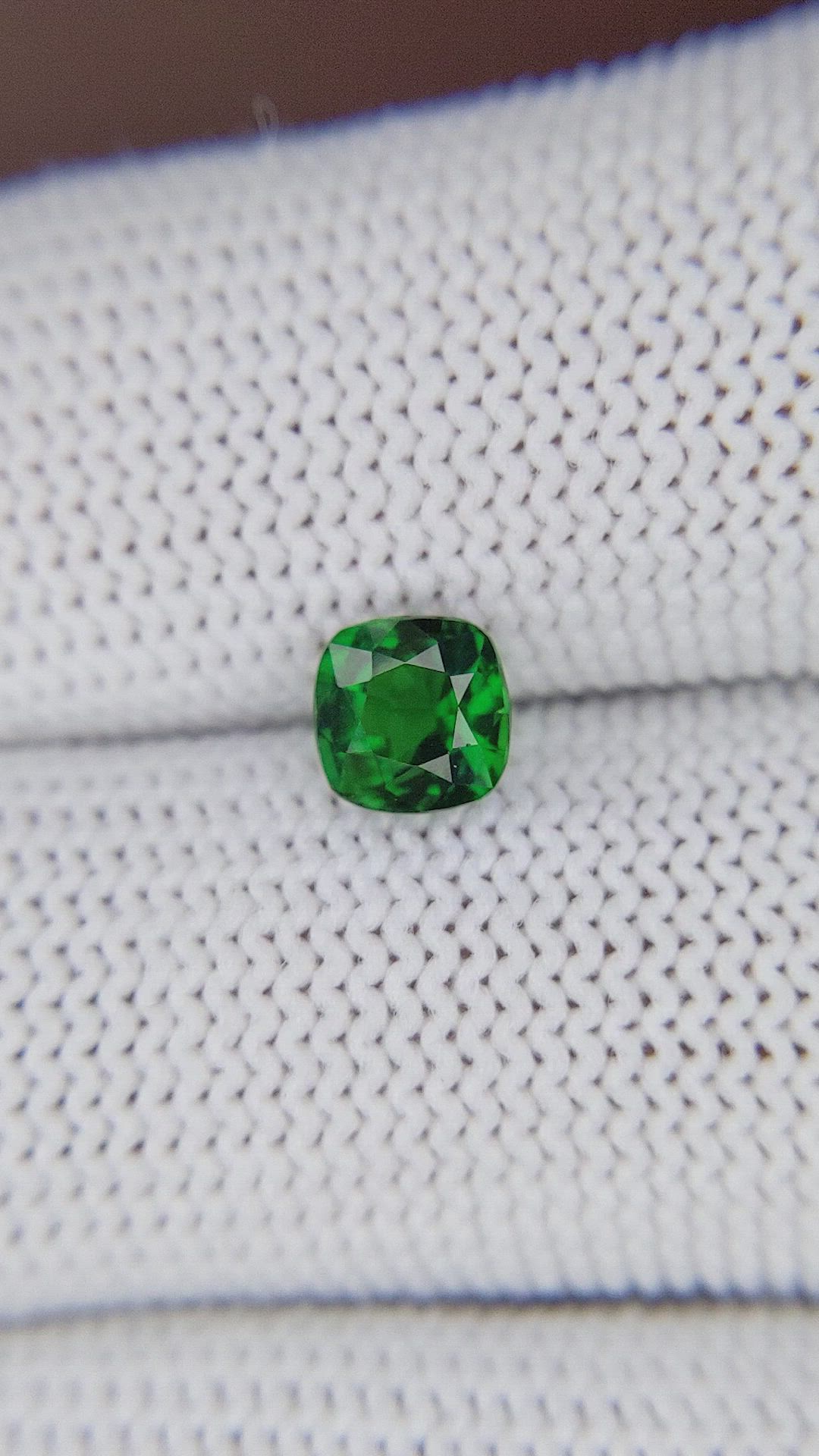 1.01 Ct. Tsavorite Garnet from Tanzania Size Video