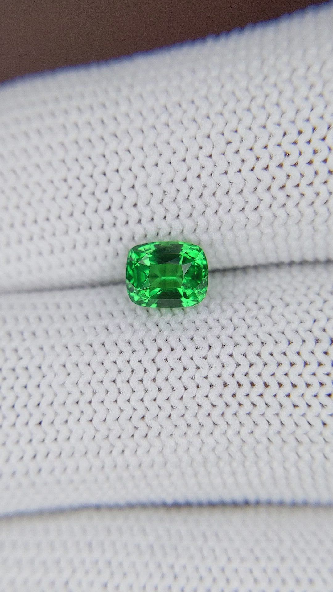 1.03 Ct. Tsavorite Garnet from Tanzania Size Video