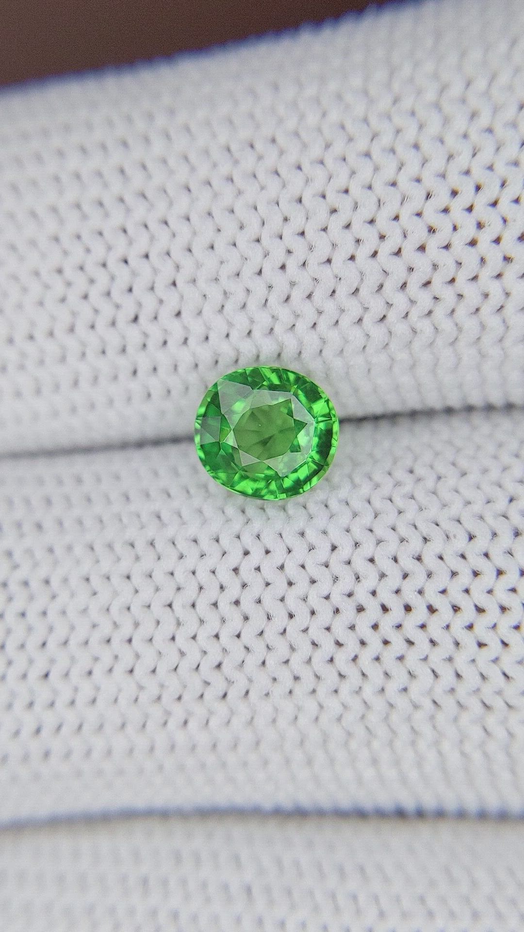 1.06 Ct. Tsavorite Garnet from Tanzania Size Video