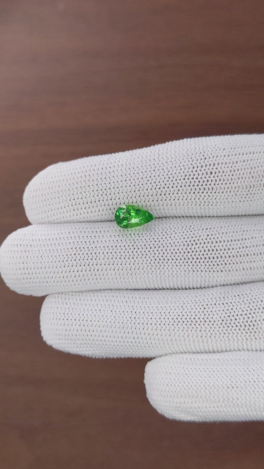 1.36 Ct. Tsavorite Garnet from Tanzania Size Video