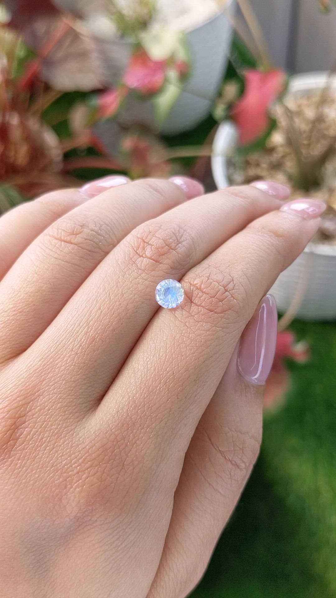 0.77 Ct. Rainbow Moonstone from Ceylon (Sri Lanka) Size Video