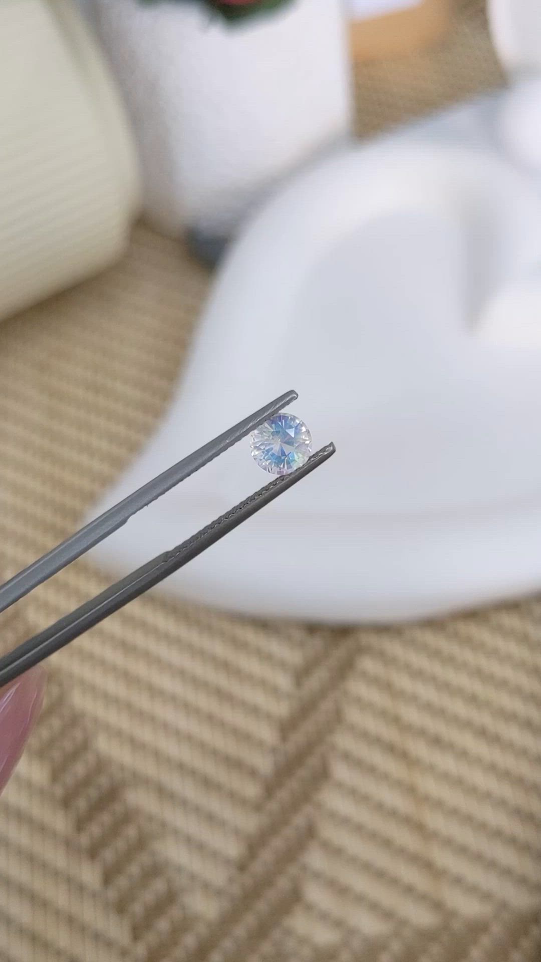0.77 Ct. Rainbow Moonstone from Ceylon (Sri Lanka) Size Video