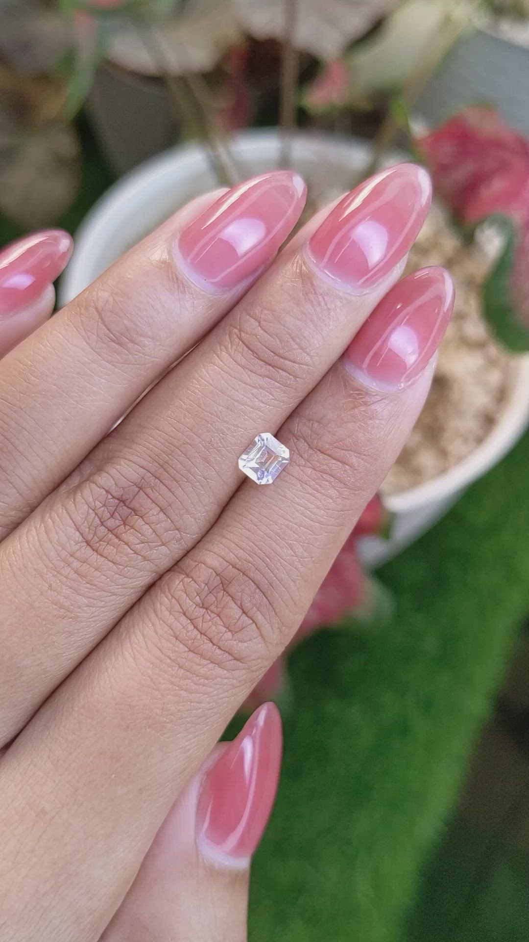 0.51 Ct. Rainbow Moonstone from Ceylon (Sri Lanka) Size Video