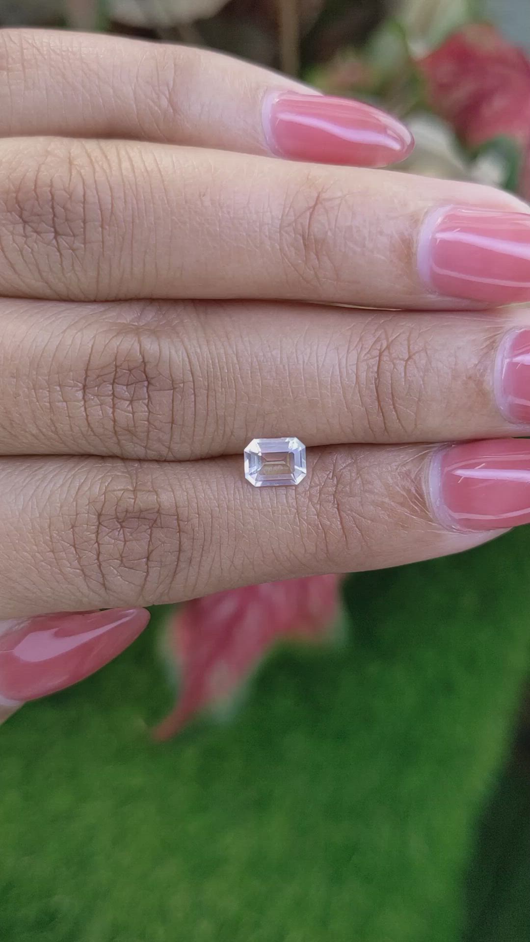 0.61 Ct. Rainbow Moonstone from Ceylon (Sri Lanka) Size Video