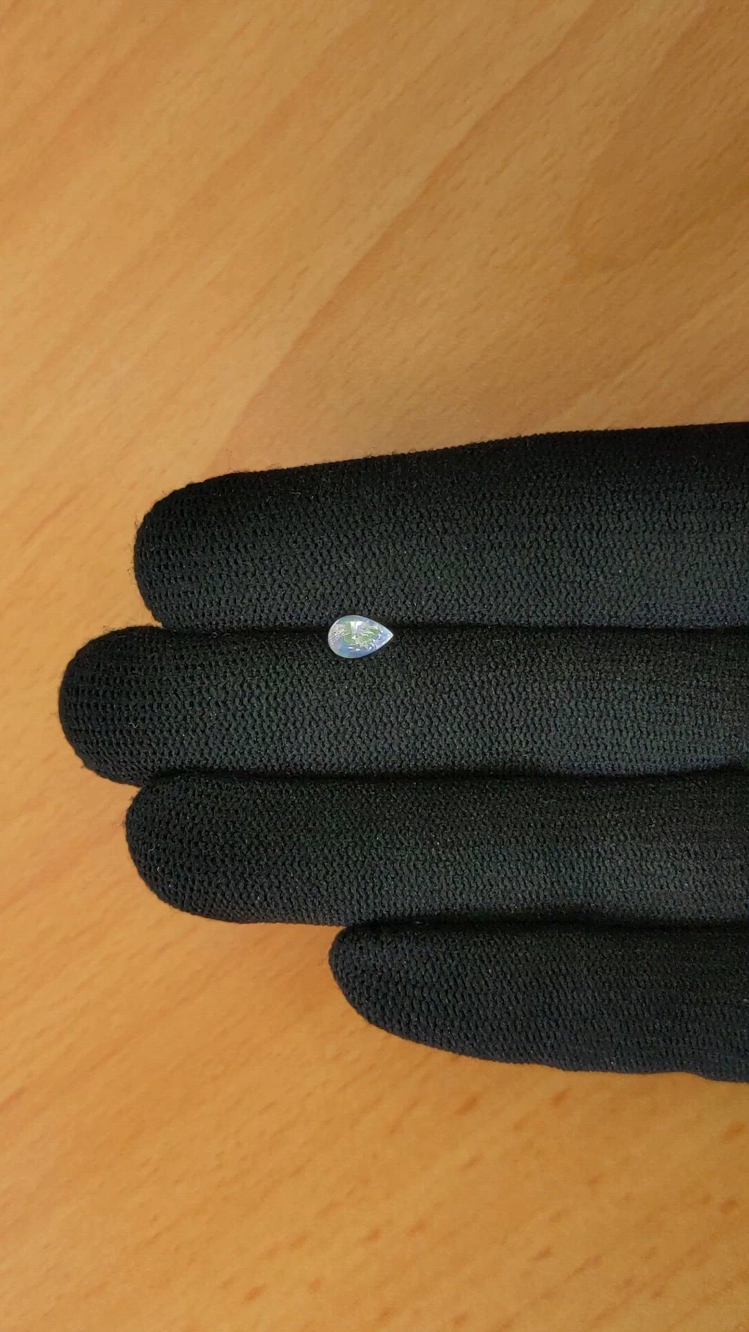 0.45 Ct. Rainbow Moonstone from Ceylon (Sri Lanka) Size Video