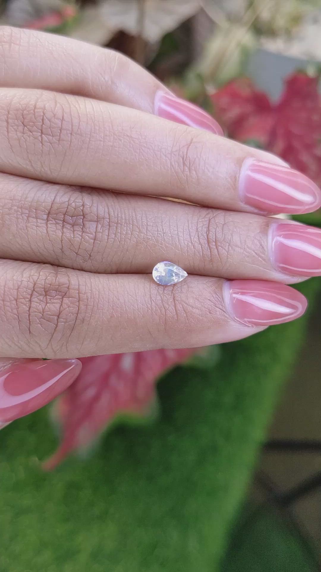 0.45 Ct. Rainbow Moonstone from Ceylon (Sri Lanka) Size Video
