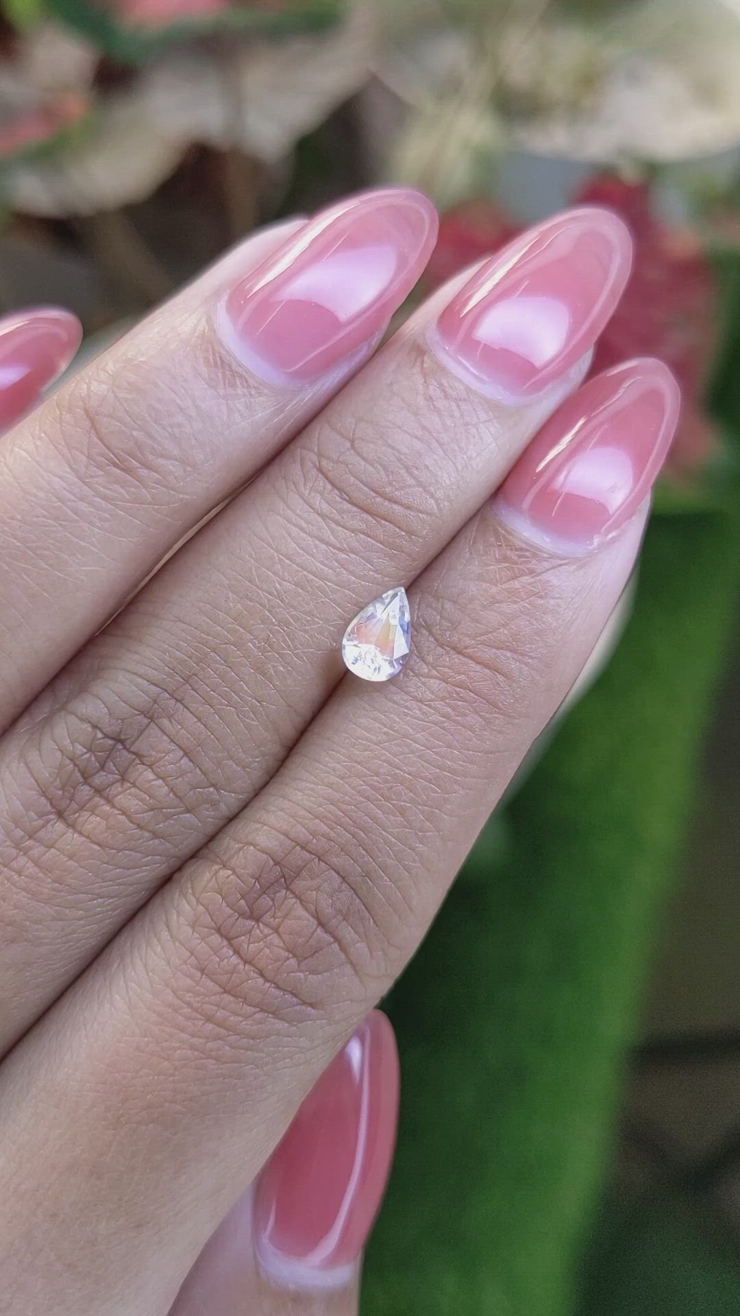 0.50 Ct. Rainbow Moonstone from Ceylon (Sri Lanka) Size Video