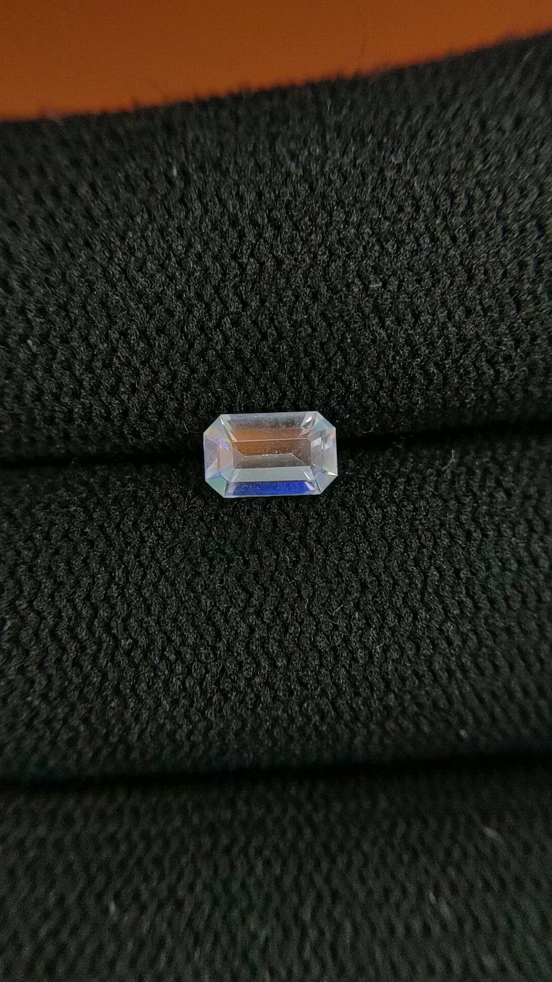0.45 Ct. Rainbow Moonstone from Ceylon (Sri Lanka) Size Video