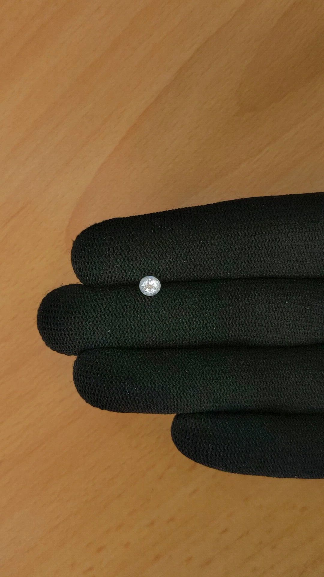 0.36 Ct. Rainbow Moonstone from Ceylon (Sri Lanka) Size Video