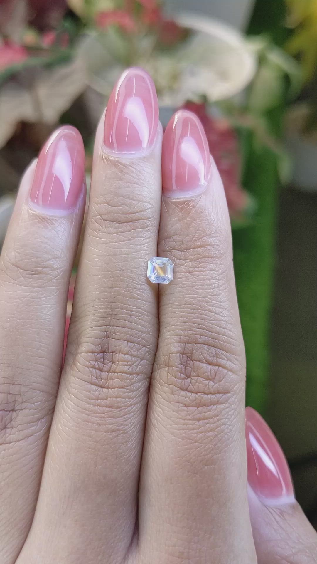 0.38 Ct. Rainbow Moonstone from Ceylon (Sri Lanka) Size Video