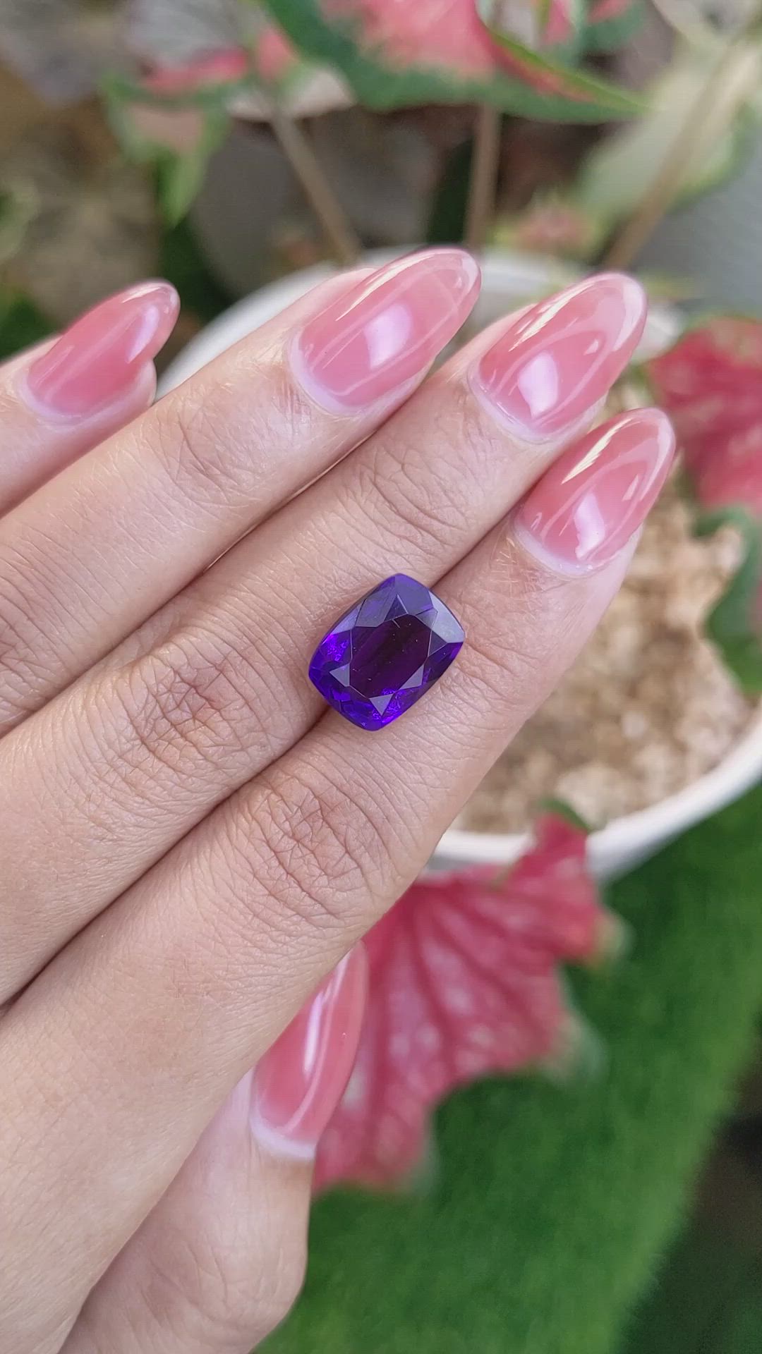 7.14 Ct. Purple Amethyst from Brazil Size Video