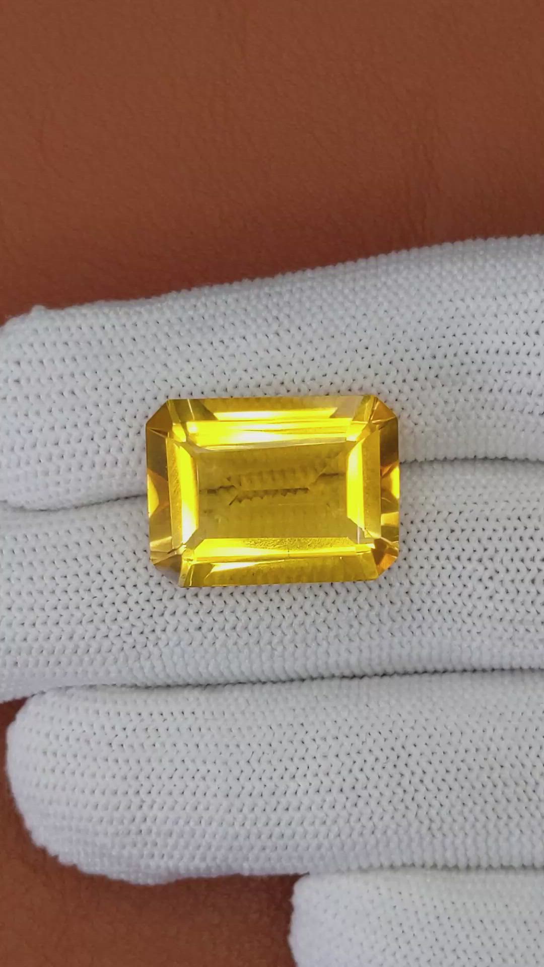 19.12 Ct. Orangish Yellow Citrine from Ceylon (Sri Lanka) Size Video