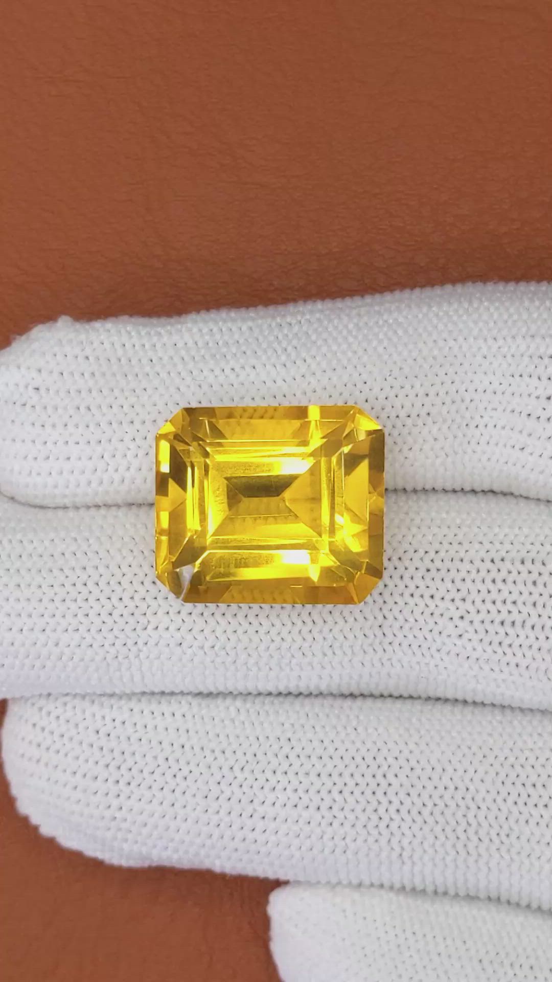 25.47 Ct. Yellowish Orange Citrine from Ceylon (Sri Lanka) Size Video