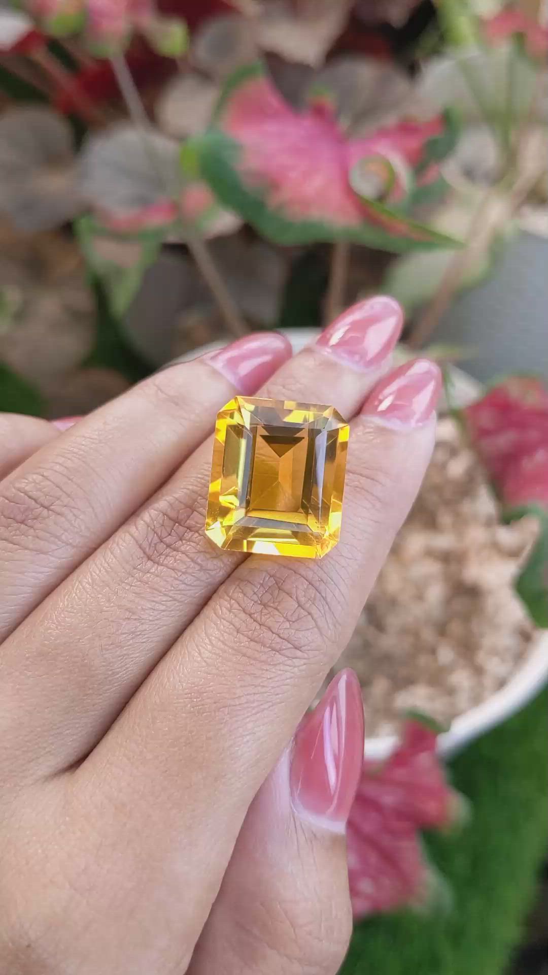 25.47 Ct. Yellowish Orange Citrine from Ceylon (Sri Lanka) Size Video