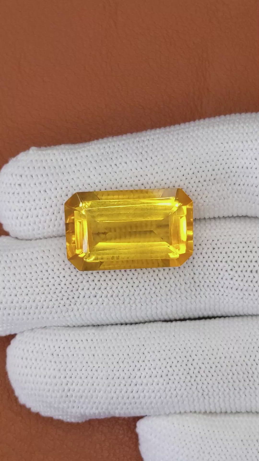 20.12 Ct. Yellowish Orange Citrine from Ceylon (Sri Lanka) Size Video