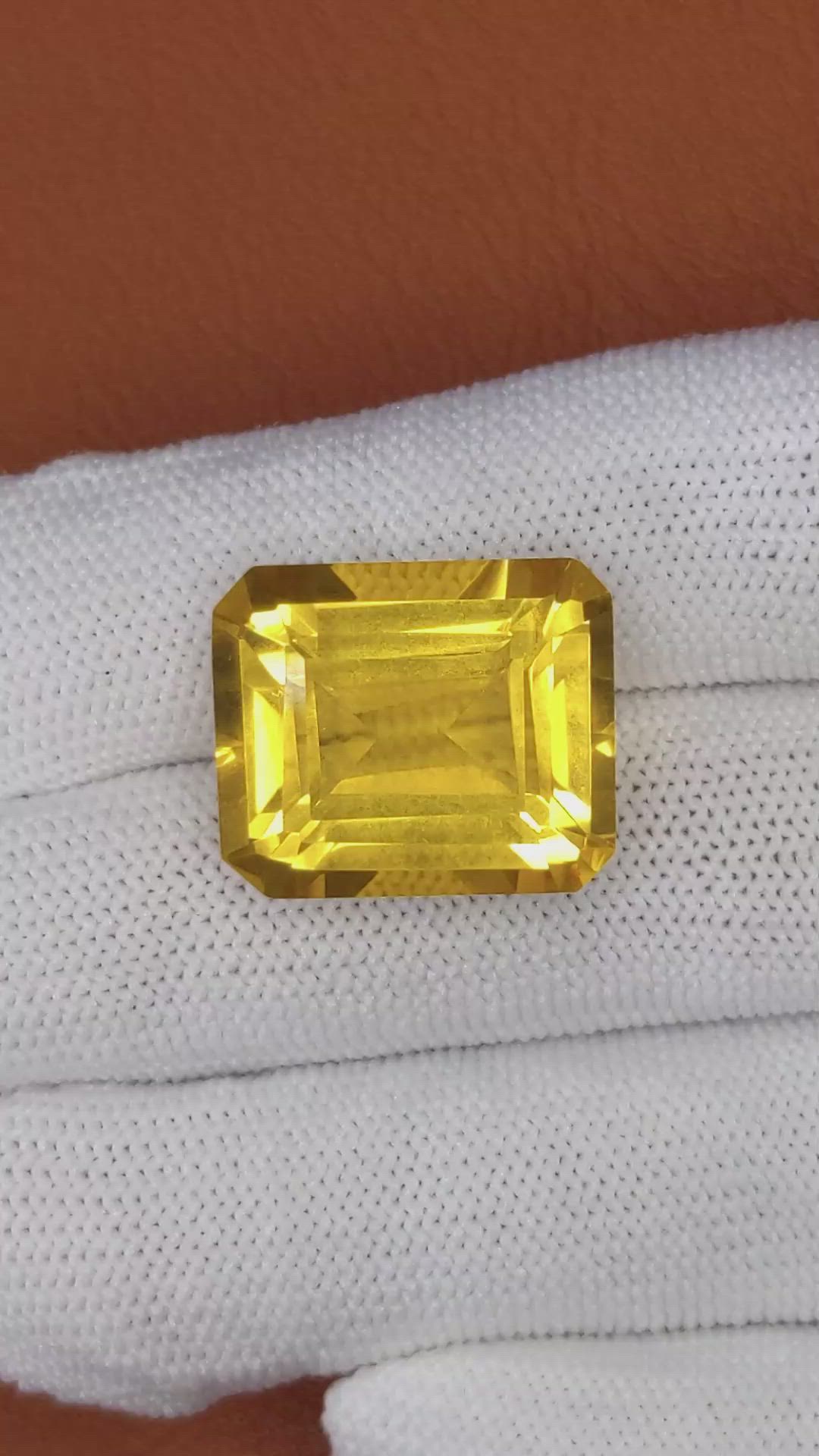 25.77 Ct. Yellowish Orange Citrine from Ceylon (Sri Lanka) Size Video
