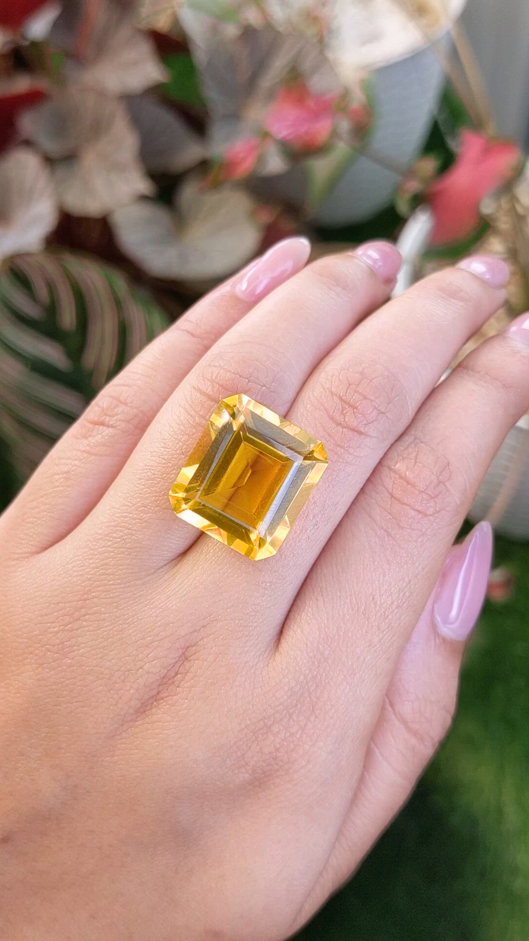 24.73 Ct. Yellow Citrine from Ceylon (Sri Lanka) Size Video