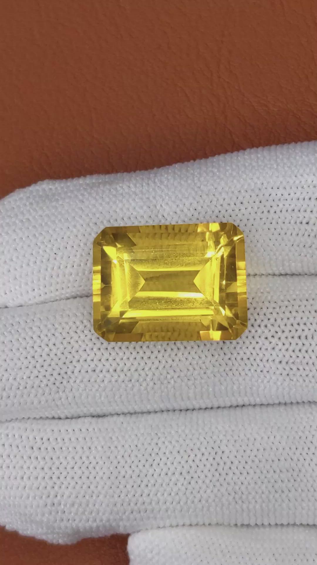 24.75 Ct. Yellow Citrine from Ceylon (Sri Lanka) Size Video