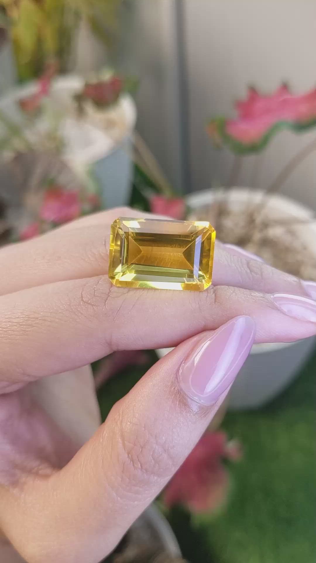 25.94 Ct. Yellow Citrine from Ceylon (Sri Lanka) Size Video