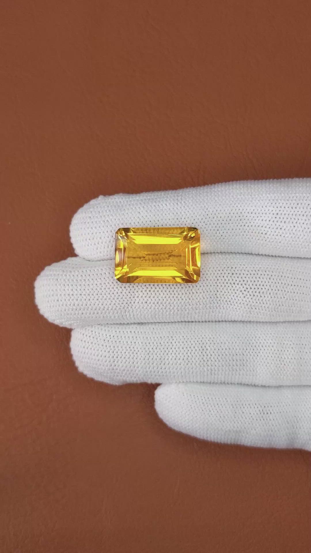 21.48 Ct. Yellowish Orange Citrine from Ceylon (Sri Lanka) Size Video