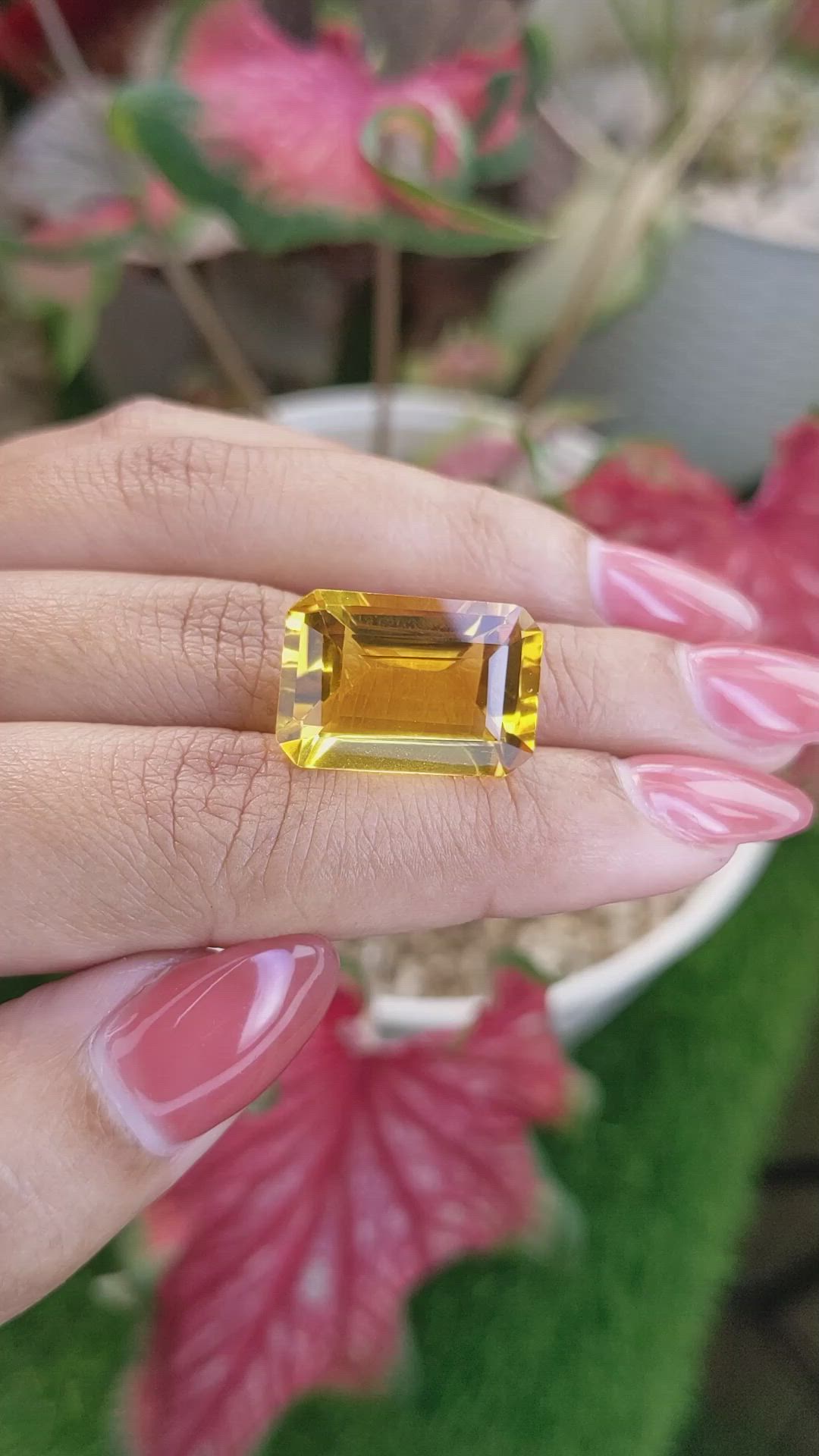 16.98 Ct. Yellowish Orange Citrine from Ceylon (Sri Lanka) Size Video