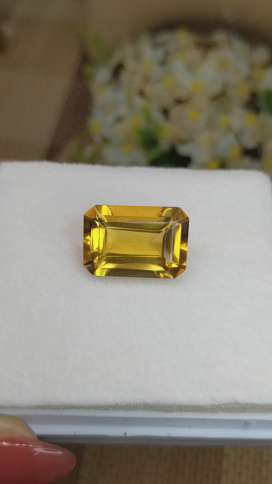 16.98 Ct. Yellowish Orange Citrine from Ceylon (Sri Lanka) Size Video