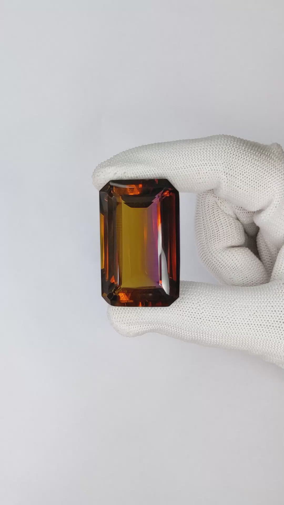 127.17 Ct. Bi Color Ametrine from Ceylon (Sri Lanka) Size Video