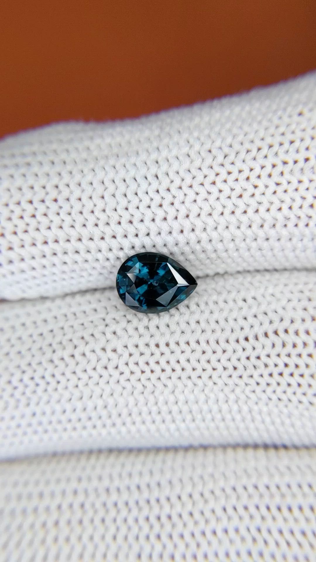 1.21 Ct. Greenish Blue Spinel from Ceylon (Sri Lanka) Size Video