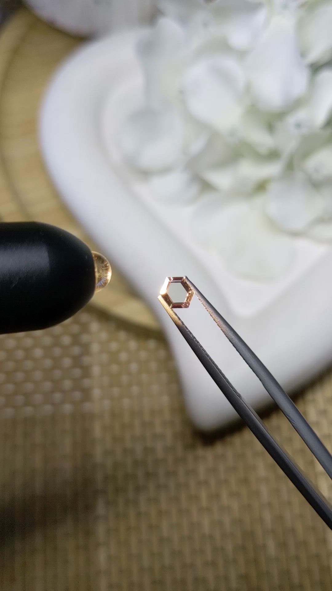 0.28 Ct. Alexandrite from Ceylon (Sri Lanka) Size Video