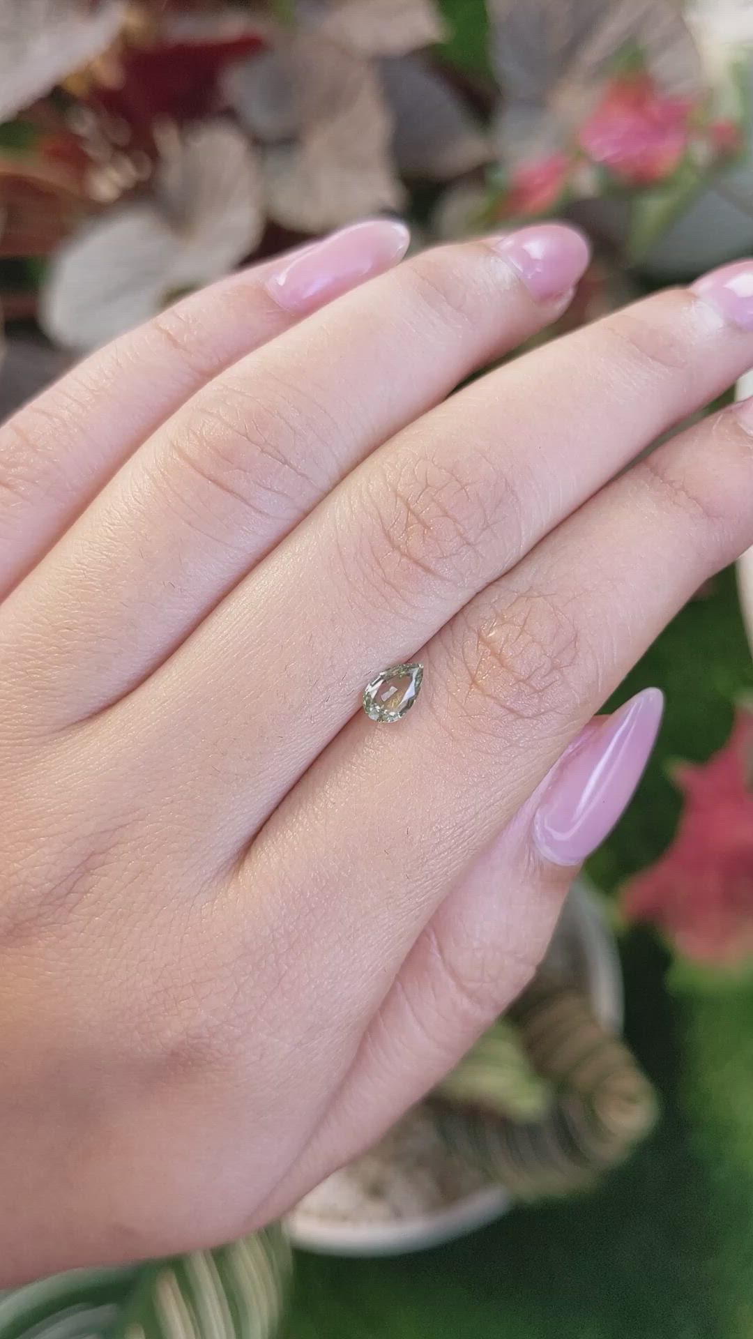 0.58 Ct. Alexandrite from Ceylon (Sri Lanka) Size Video