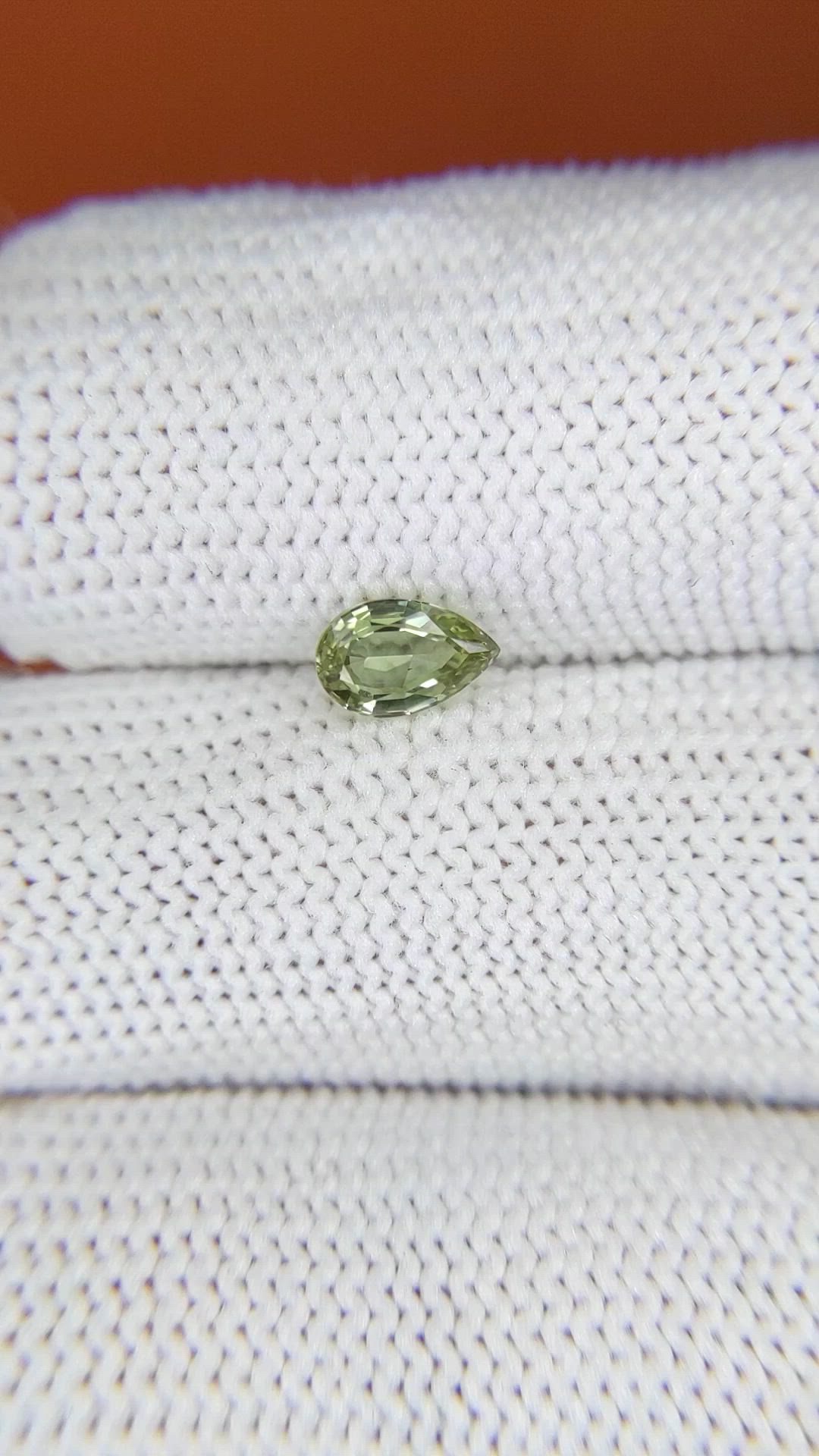0.58 Ct. Alexandrite from Ceylon (Sri Lanka) Size Video