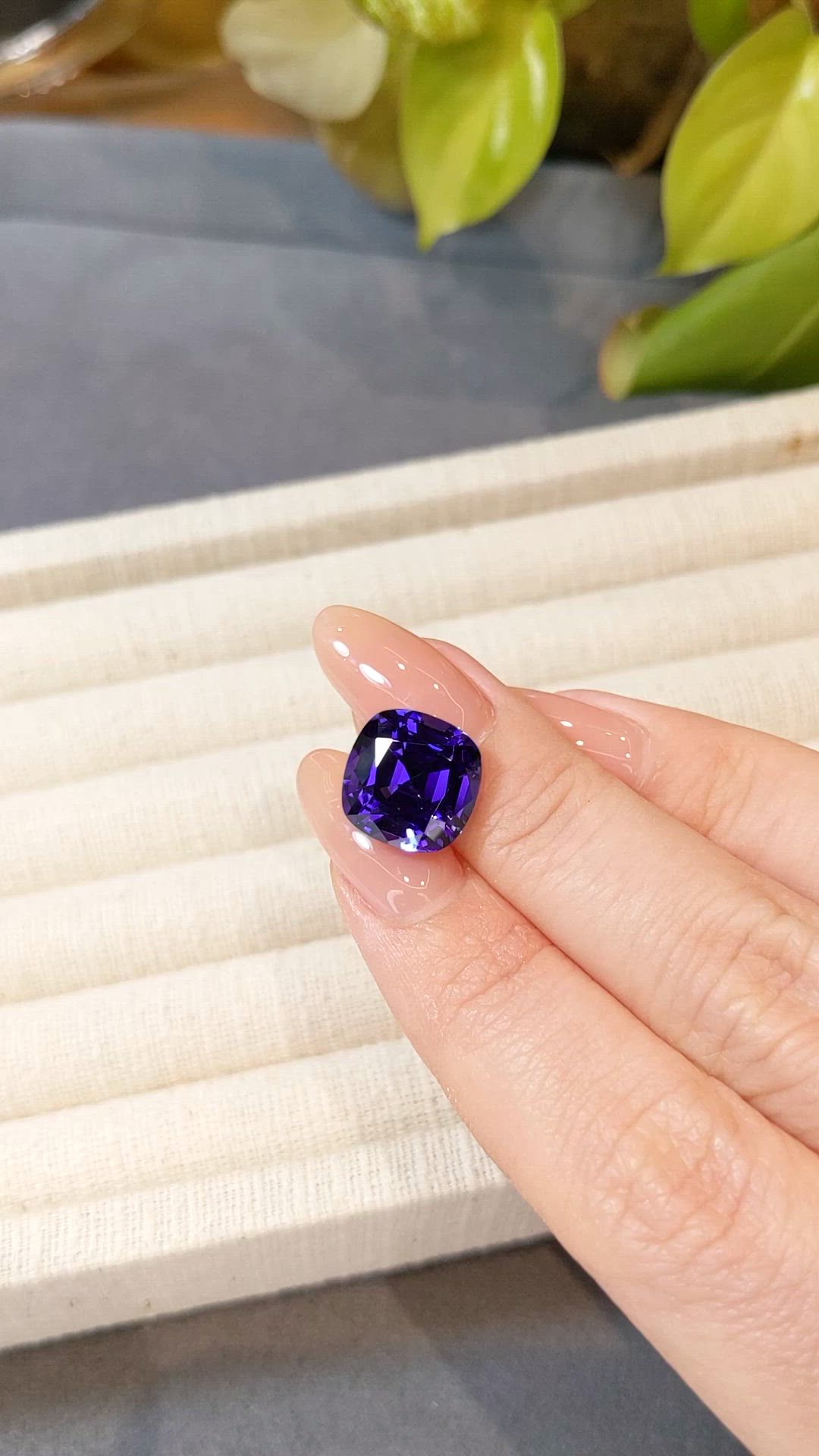 8.83 Ct. Violet Tanzanite from Tanzania Size Video