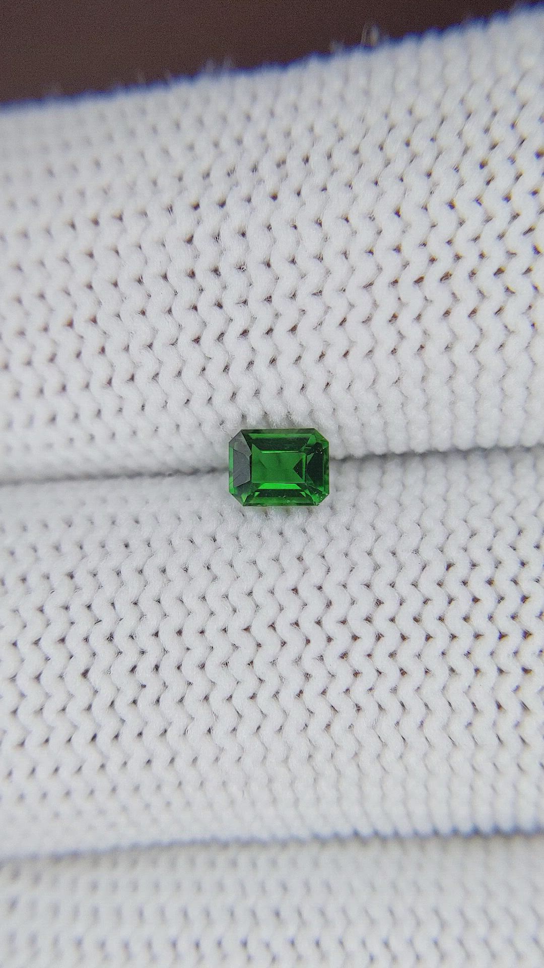 0.28 Ct. Tsavorite Garnet Size Video