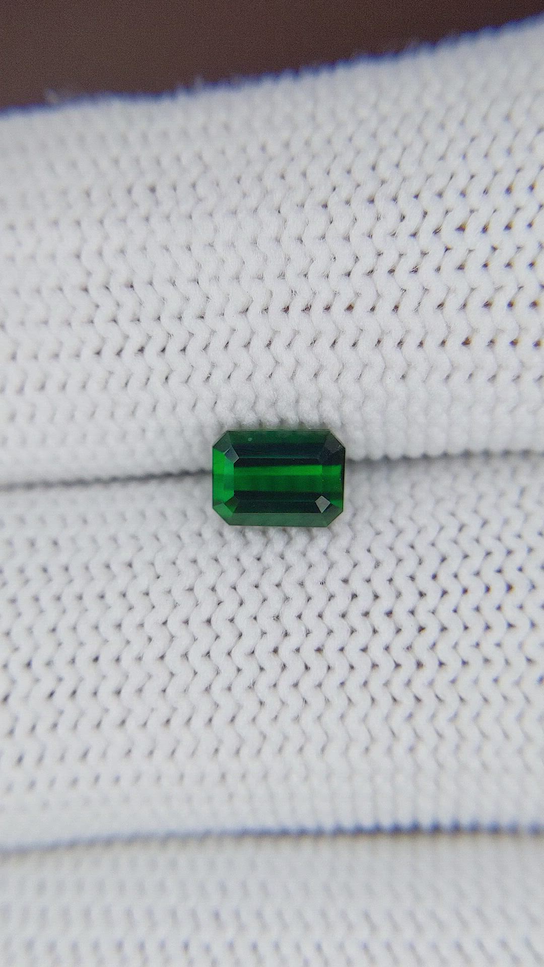 0.82 Ct. Tsavorite Garnet Size Video