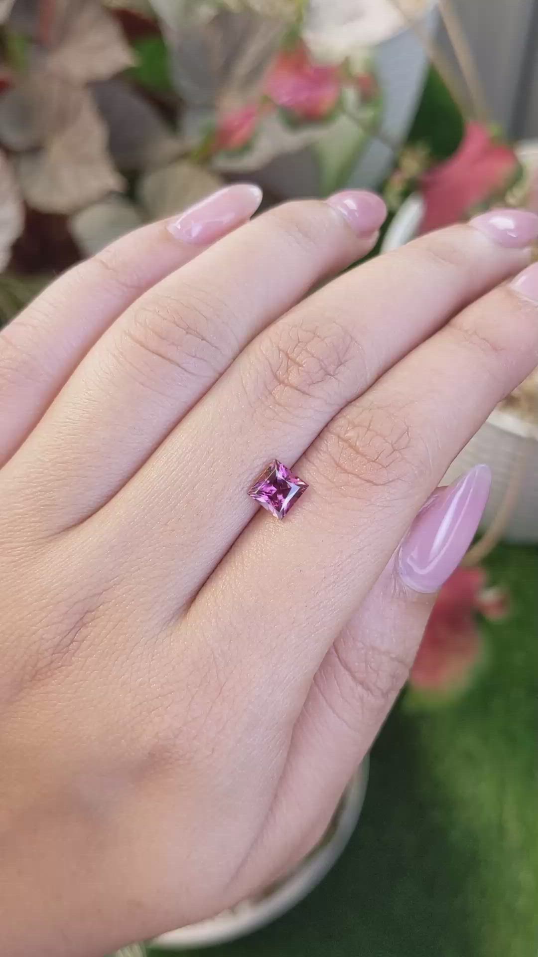 1.27 Ct. Pinkish Purple Rhodolite Garnet from Ceylon (Sri Lanka) Size Video