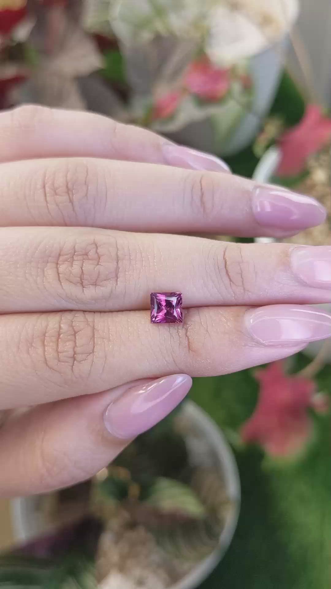 1.27 Ct. Pinkish Purple Rhodolite Garnet from Ceylon (Sri Lanka) Size Video