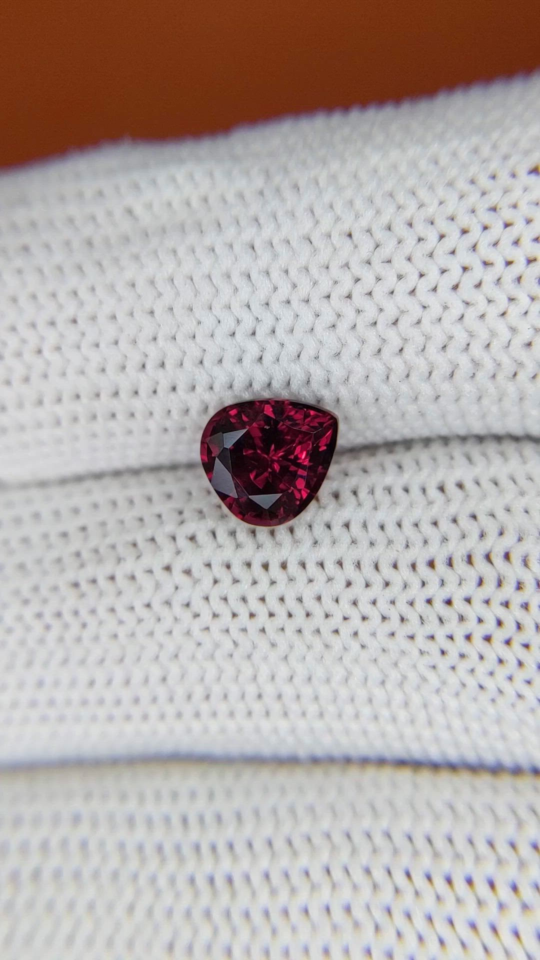 1.45 Ct. Purplish Red Rhodolite Garnet from Ceylon (Sri Lanka) Size Video