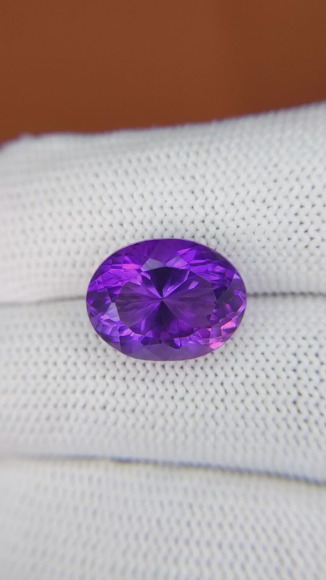 8.78 Ct. Purple Amethyst from Ceylon (Sri Lanka) Size Video