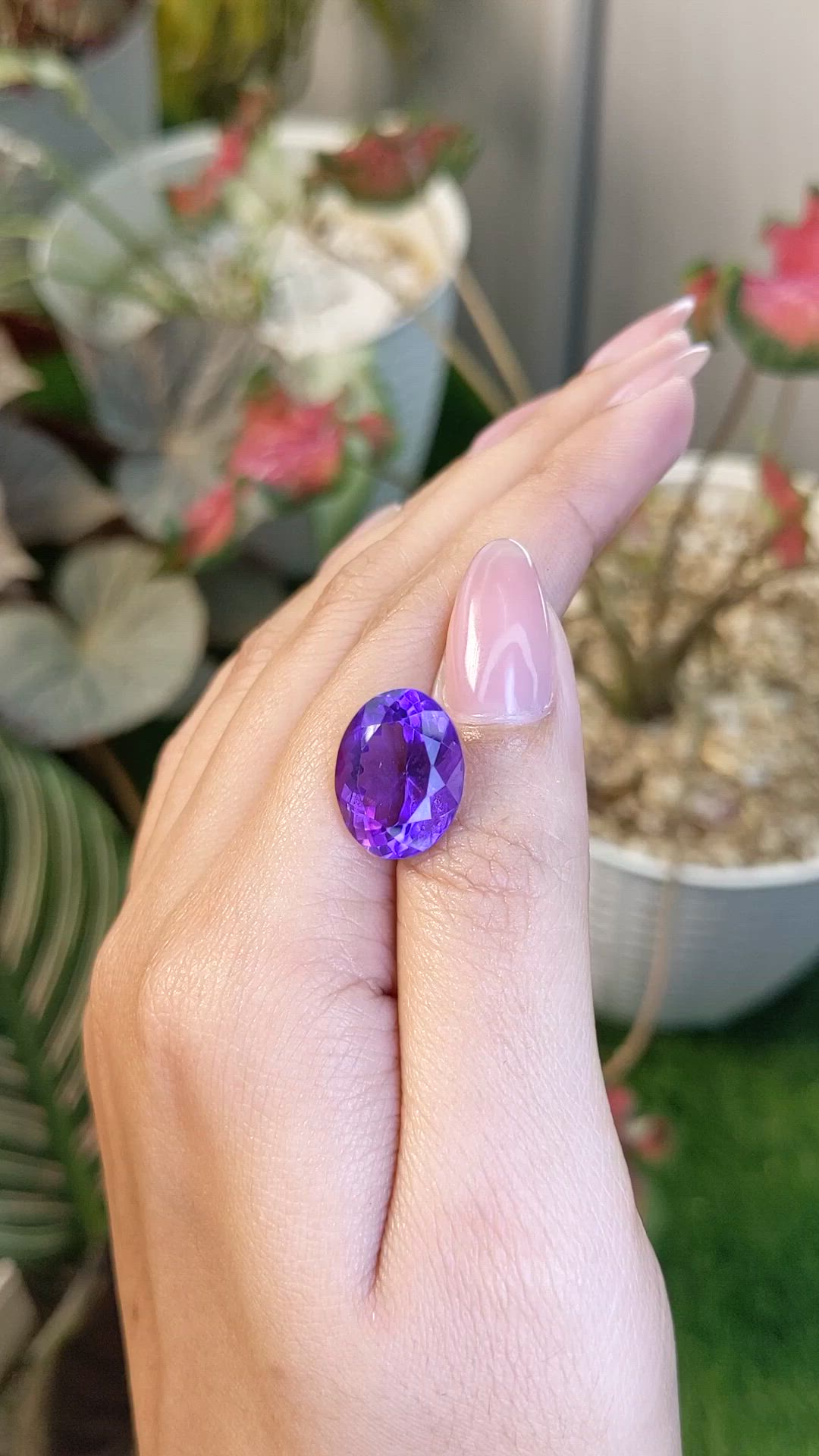 9.18 Ct. Purple Amethyst from Ceylon (Sri Lanka) Size Video