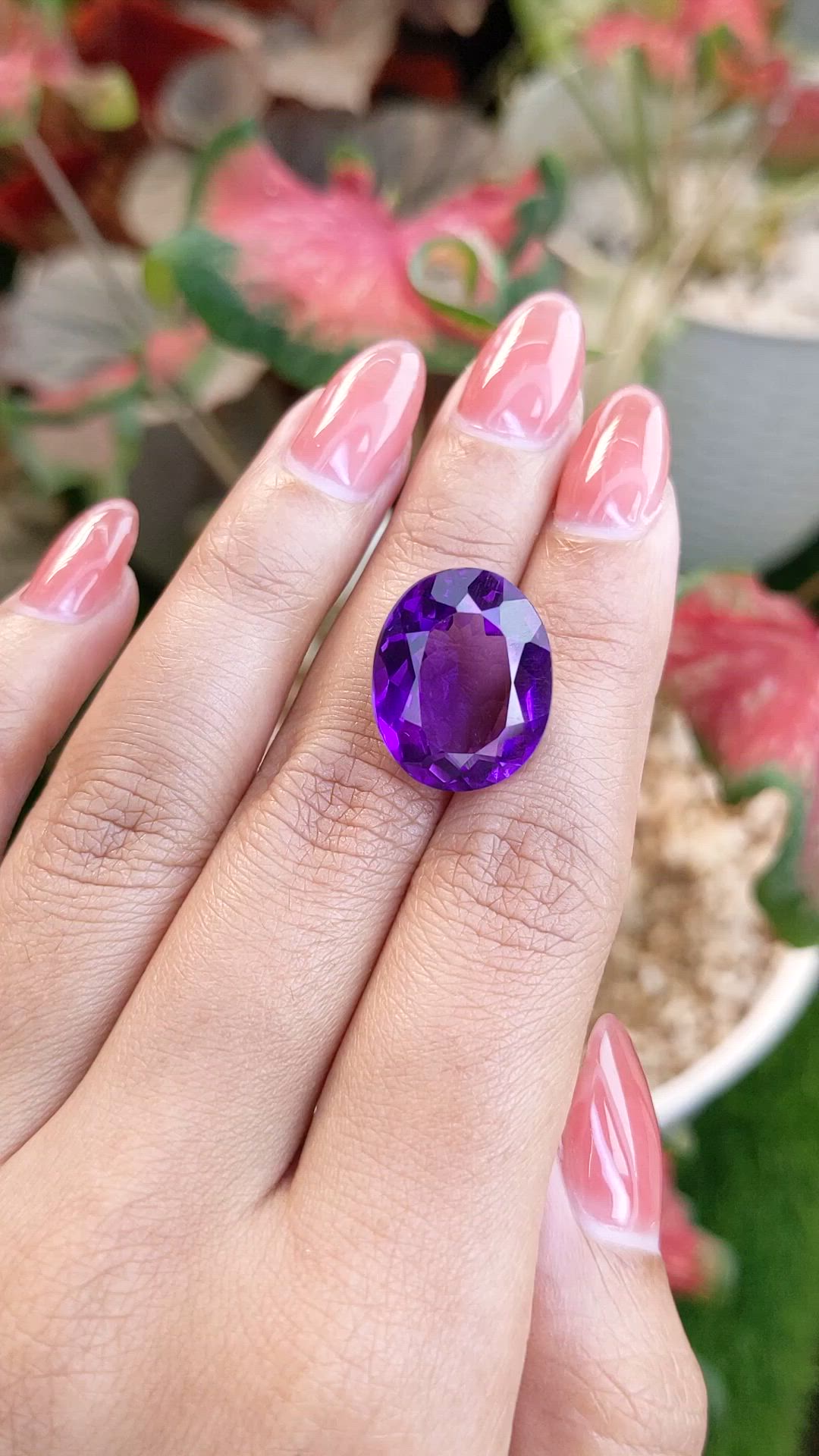 14.37 Ct. Purple Amethyst from Ceylon (Sri Lanka) Size Video