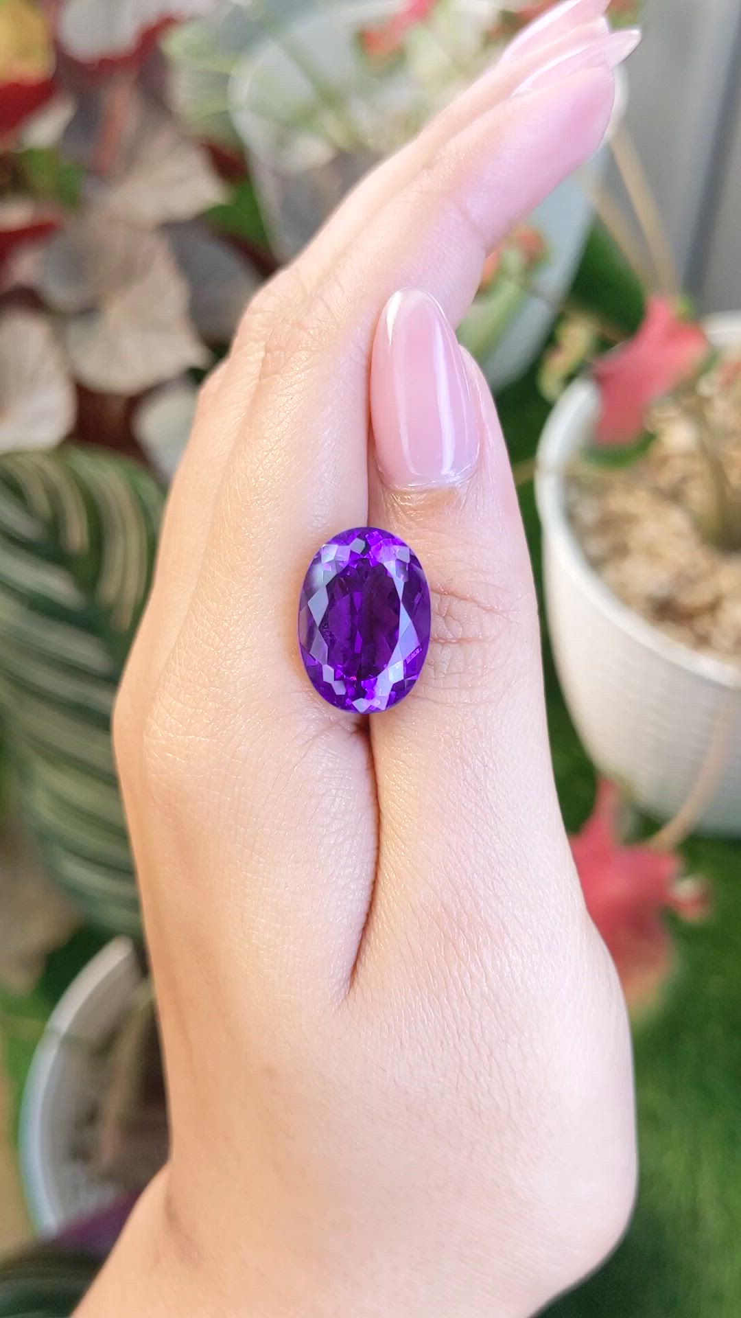 11.40 Ct. Purple Amethyst from Ceylon (Sri Lanka) Size Video