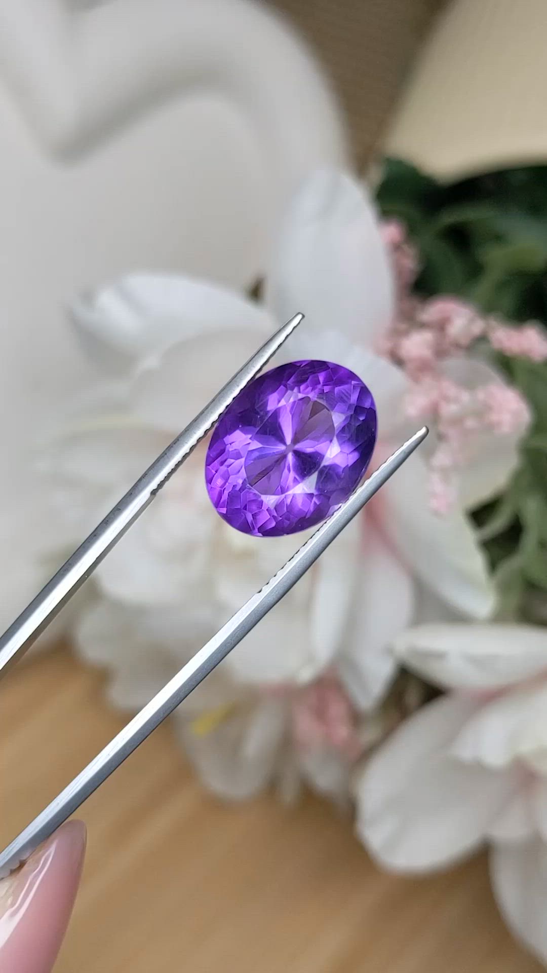 9.30 Ct. Purple Amethyst from Ceylon (Sri Lanka) Size Video