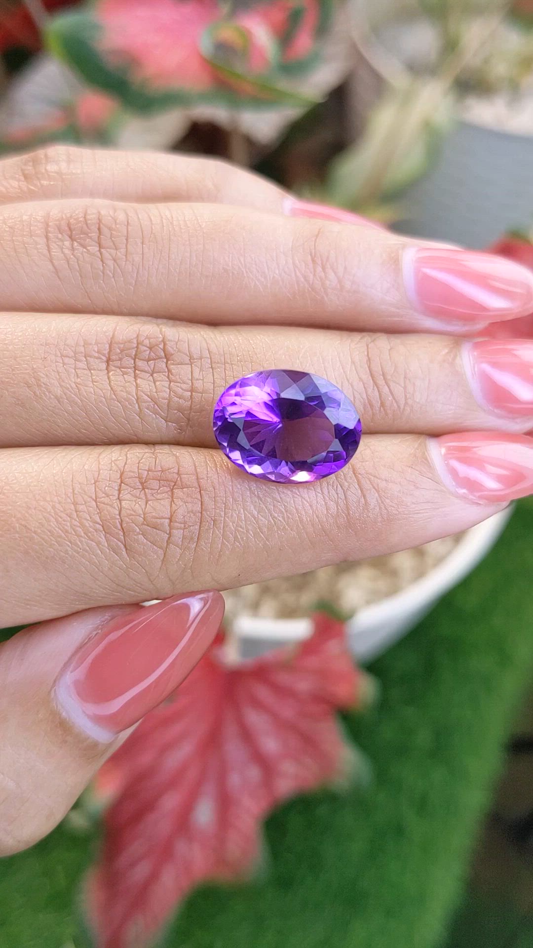 9.38 Ct. Purple Amethyst from Ceylon (Sri Lanka) Size Video