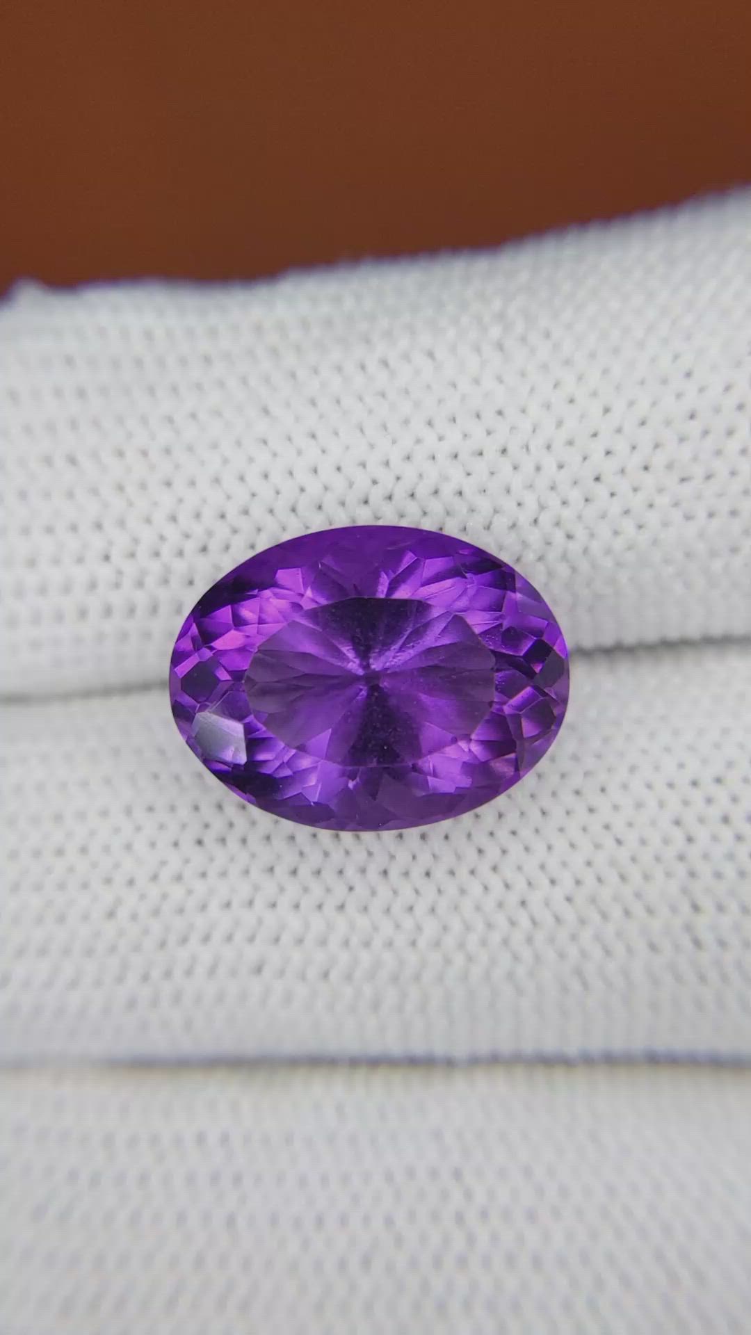 9.38 Ct. Purple Amethyst from Ceylon (Sri Lanka) Size Video