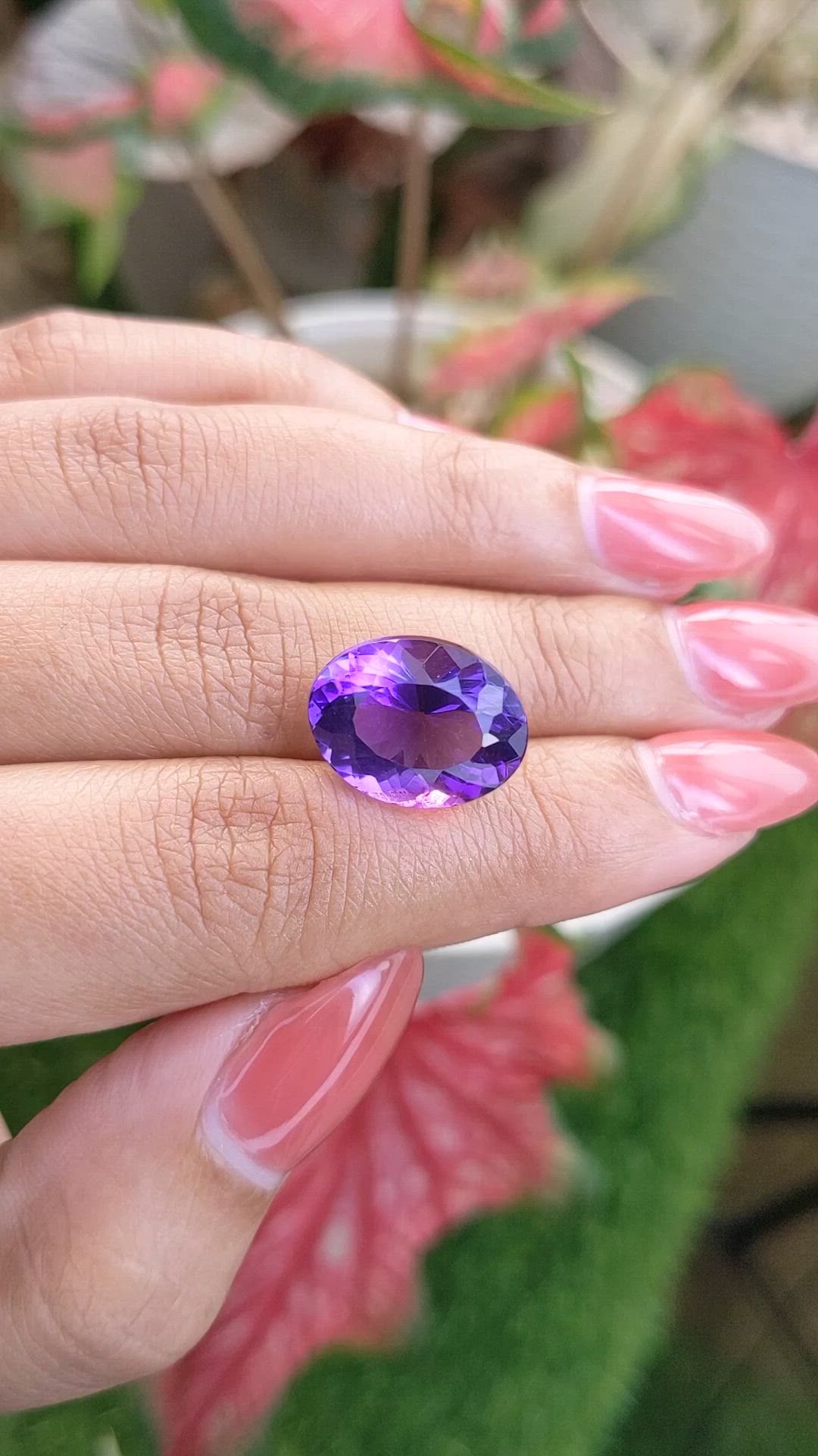 10.42 Ct. Purple Amethyst from Ceylon (Sri Lanka) Size Video