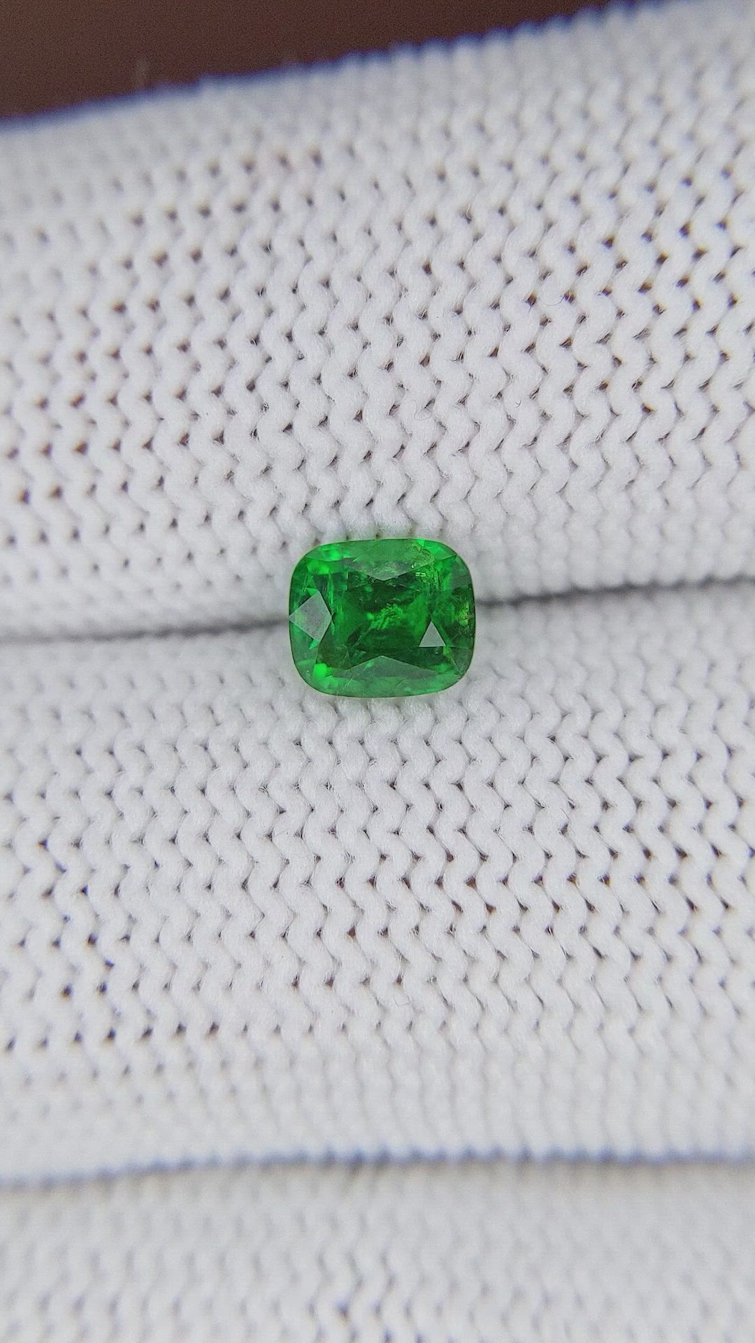 0.81 Ct. Tsavorite Garnet from Kenya Size Video