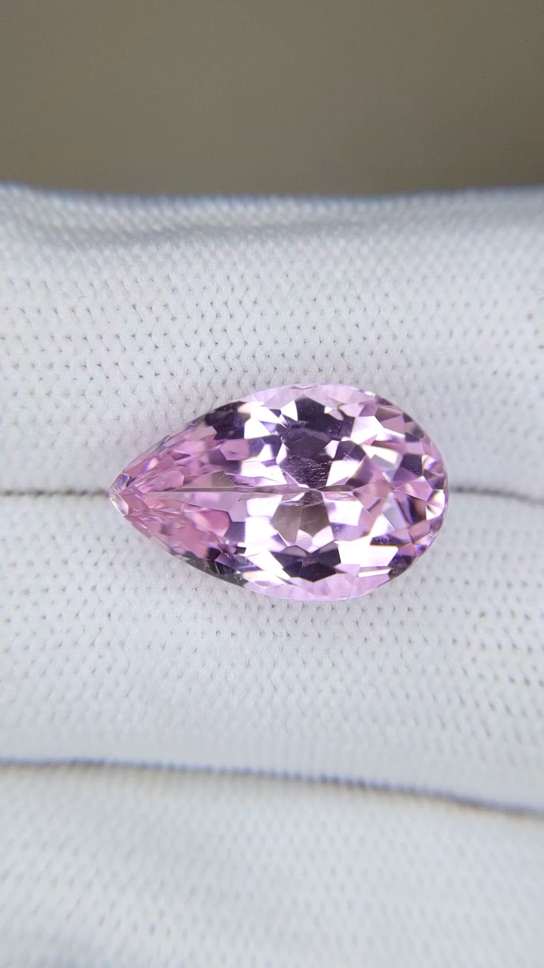 10.70 Ct. Pink Kunzite from Afghanistan Size Video