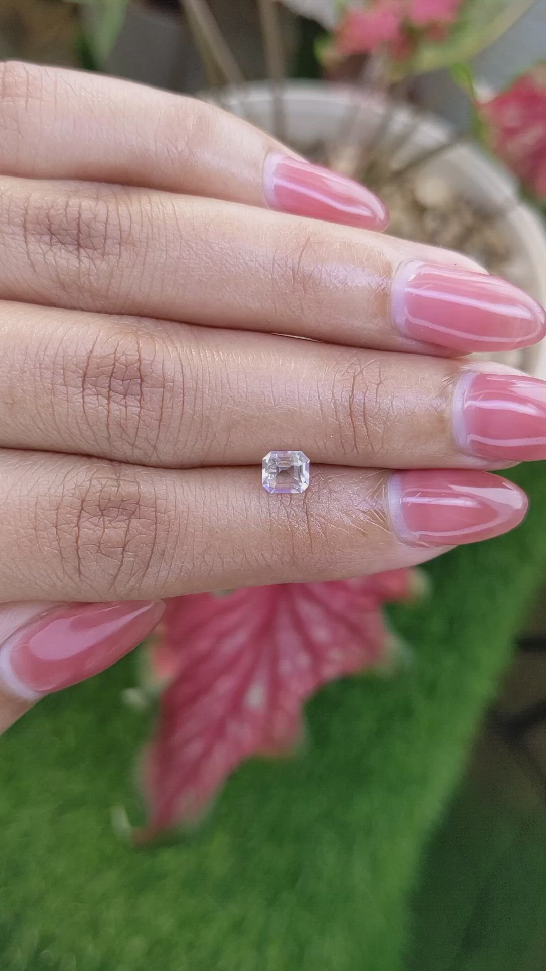 0.59 Ct. Rainbow Moonstone from Ceylon (Sri Lanka) Size Video